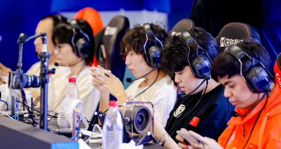 _荣耀巅峰挑战赛_荣耀归来巅峰对决