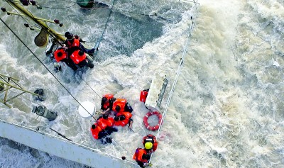海上救助员__海上救援队视频