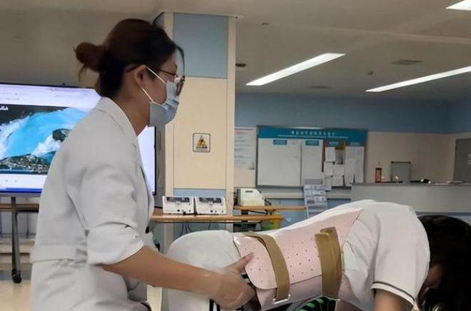 男朋友车祸了该怎么办__男友车祸是女友命不好吗