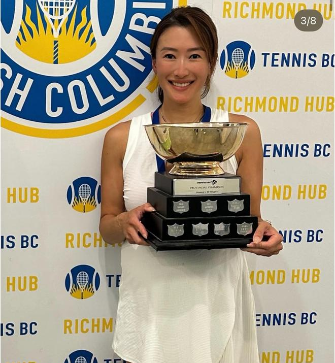 黄婷婷拿冠军图片__黄婷婷腹肌