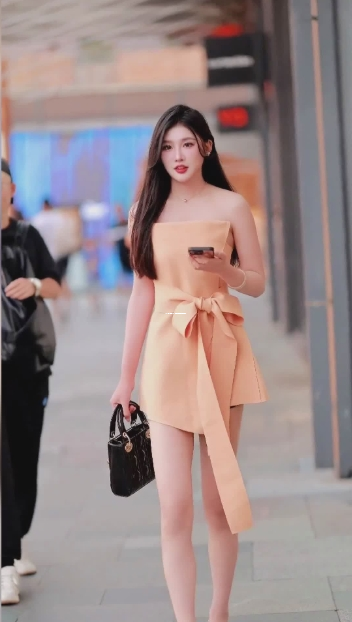 YSL千人千色T9,探索个性色彩的无限可能