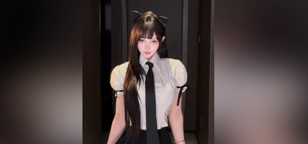 米娜搬家即将低价出售私人物品,玩具衣服统统出售,引来粉丝争抢!口味真重