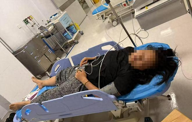 西安晕倒男孩__西安男子打晕护士