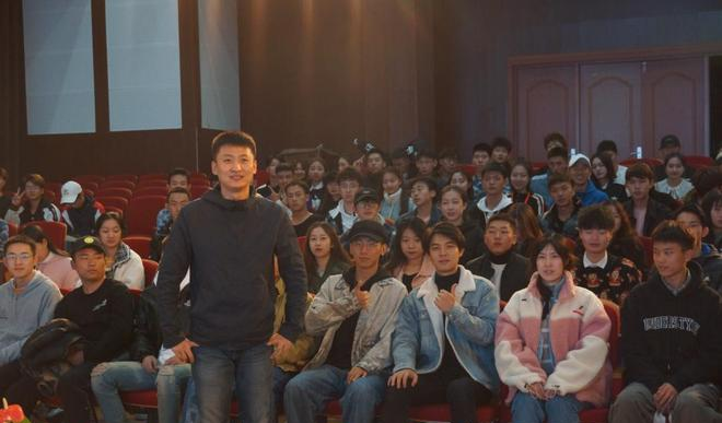 _大连大学教授介绍_大连名师介绍